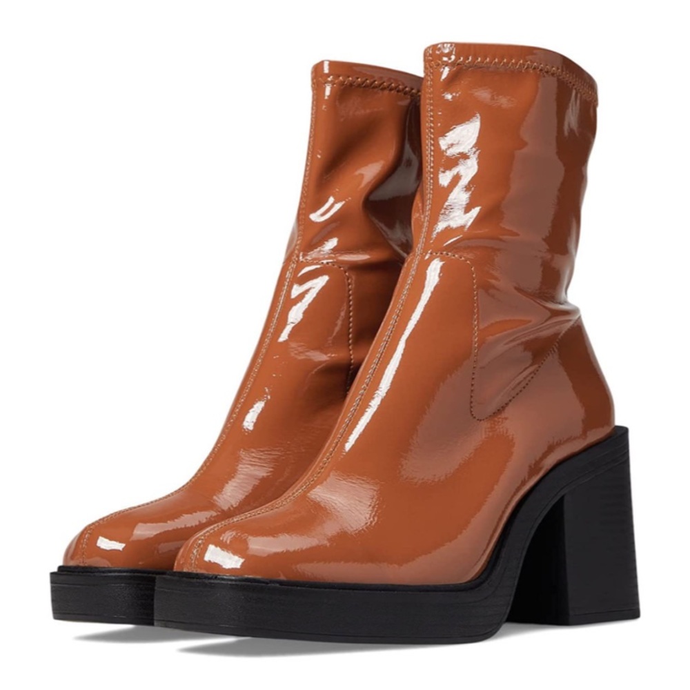 Kenneth Cole New York Patent Leather Ankle Boots in Cognac Brown